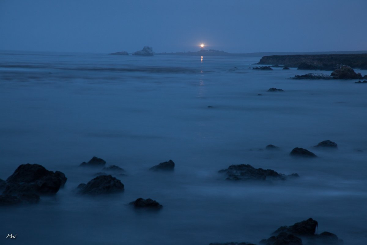Piedras Blancas Light (California, USA)